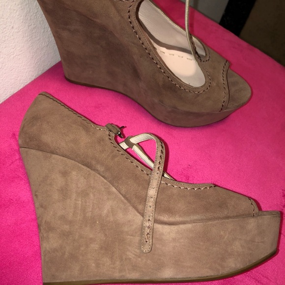 MIU MIU 100% Authentic & Brand New Suede Wedges - Picture 8 of 8